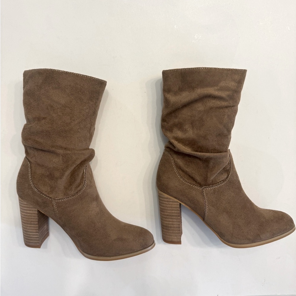 Oasis Society Beige Women's Heeled Boots - Picture 4 of 14